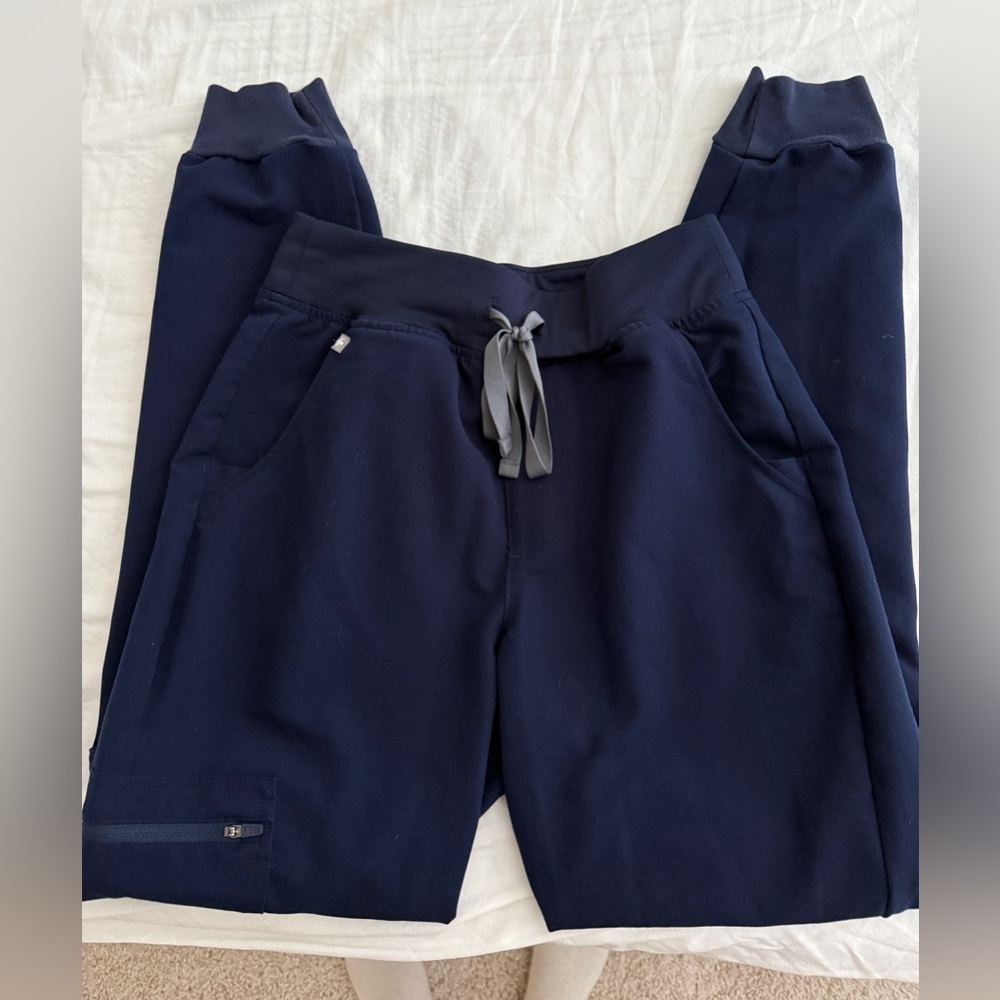 Figs High waisted Zamora joggers in Navy Blue